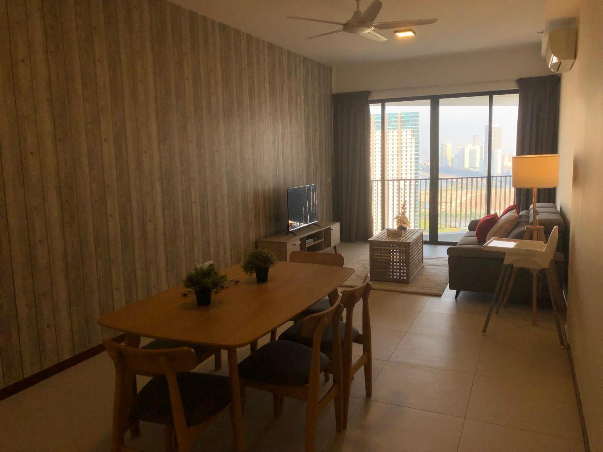 The Landmark Seaview Netflix By Blue Sky Holidays George Town Eksteriør bilde