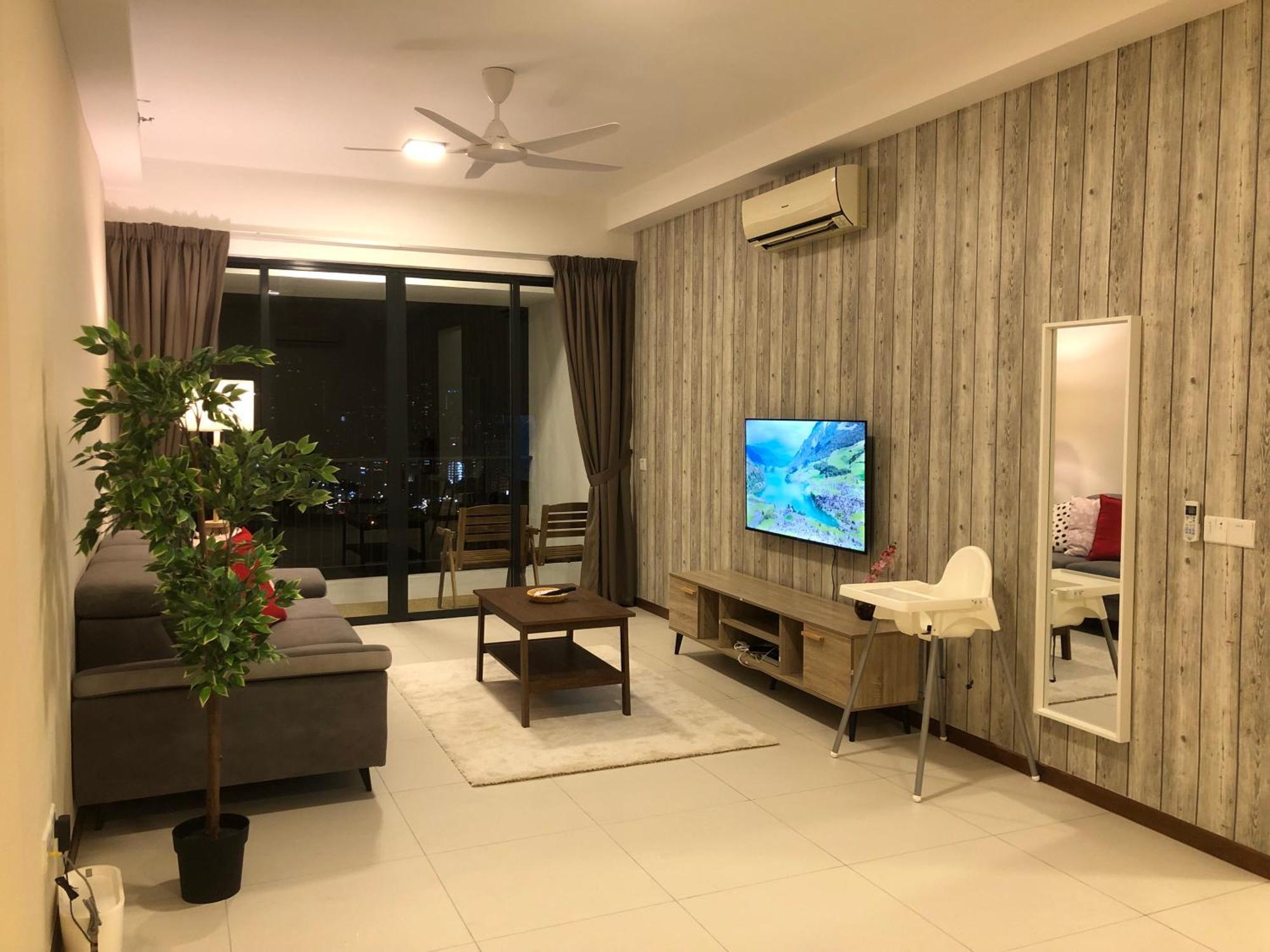 The Landmark Seaview Netflix By Blue Sky Holidays George Town Eksteriør bilde
